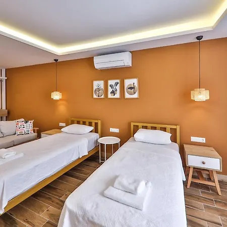 Yaz Apartahotel